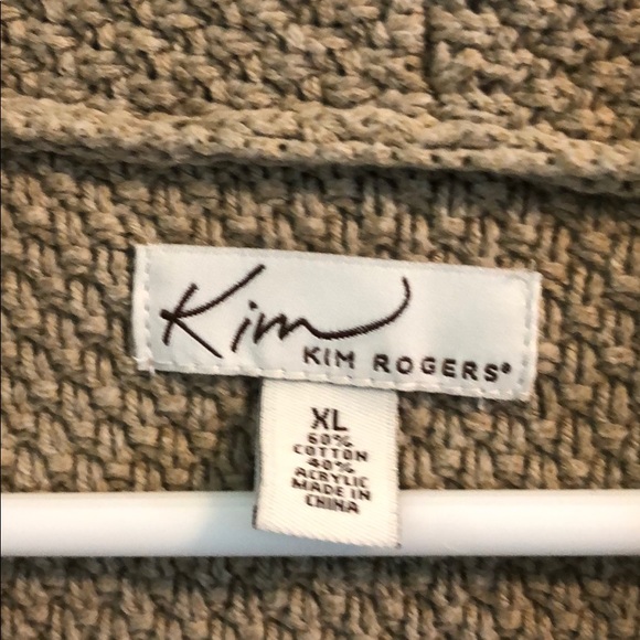 Cardigan - Picture 2 of 4